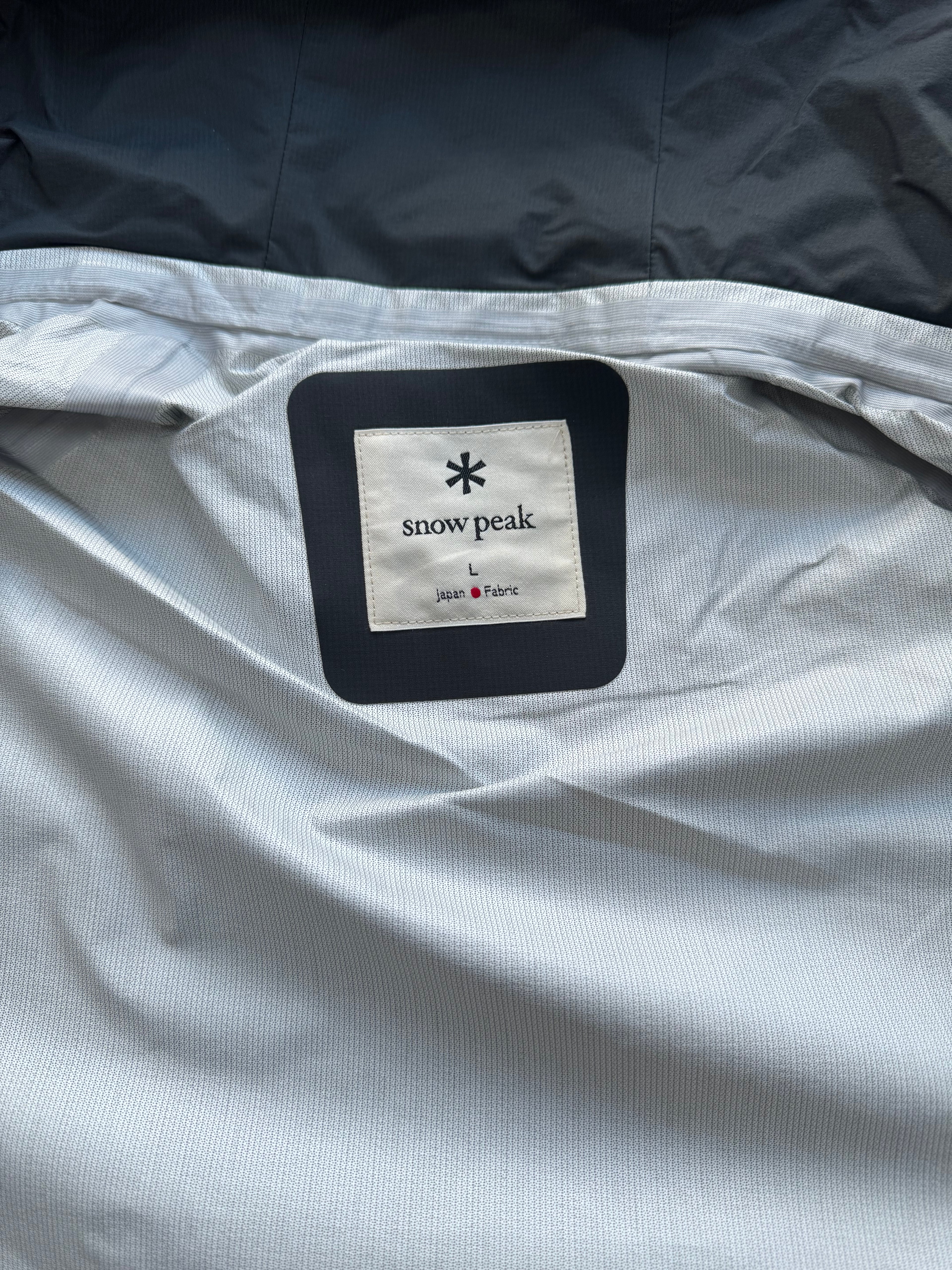 Snow Peak Charcoal 2.5L Rain Jacket - Large