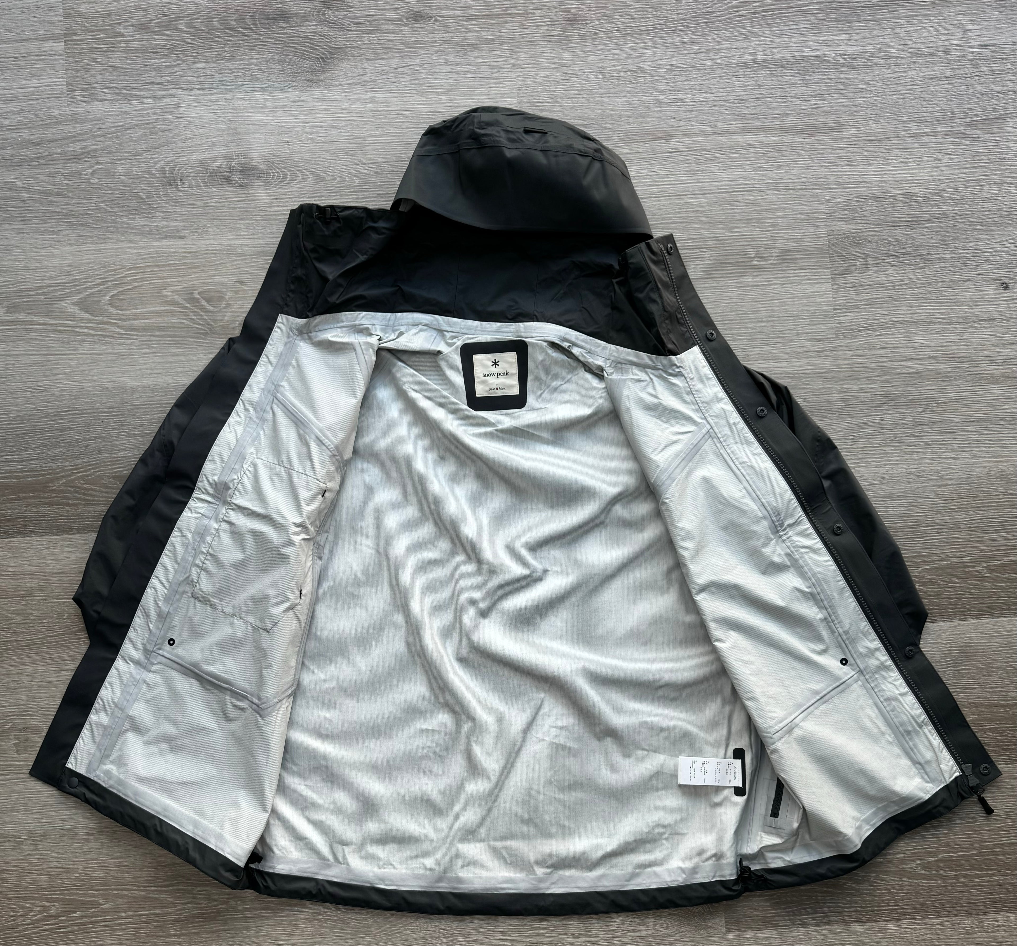 Snow Peak Charcoal 2.5L Rain Jacket - Large