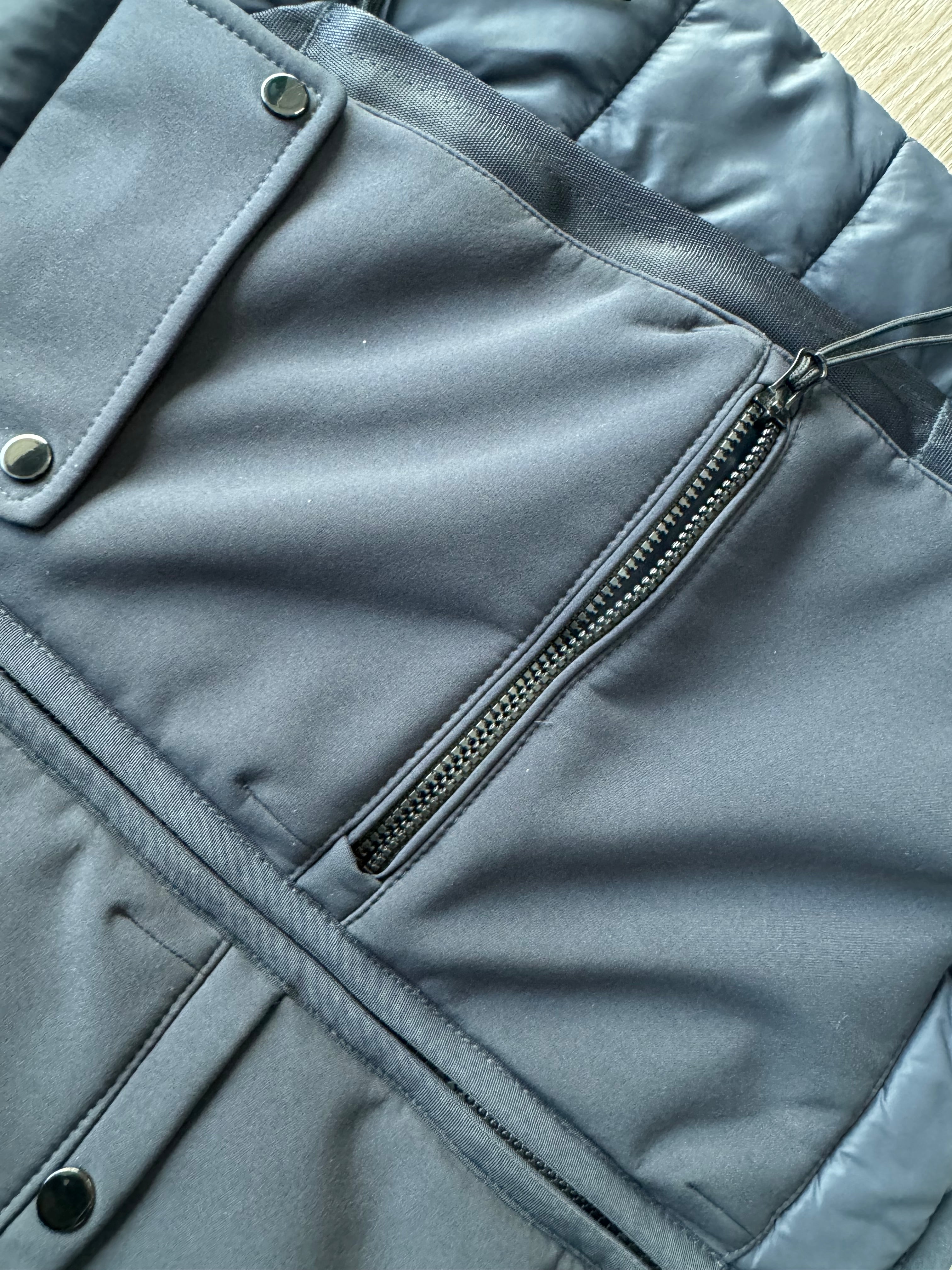 C.P. Company Navy Shell-R Down Gillet - Small