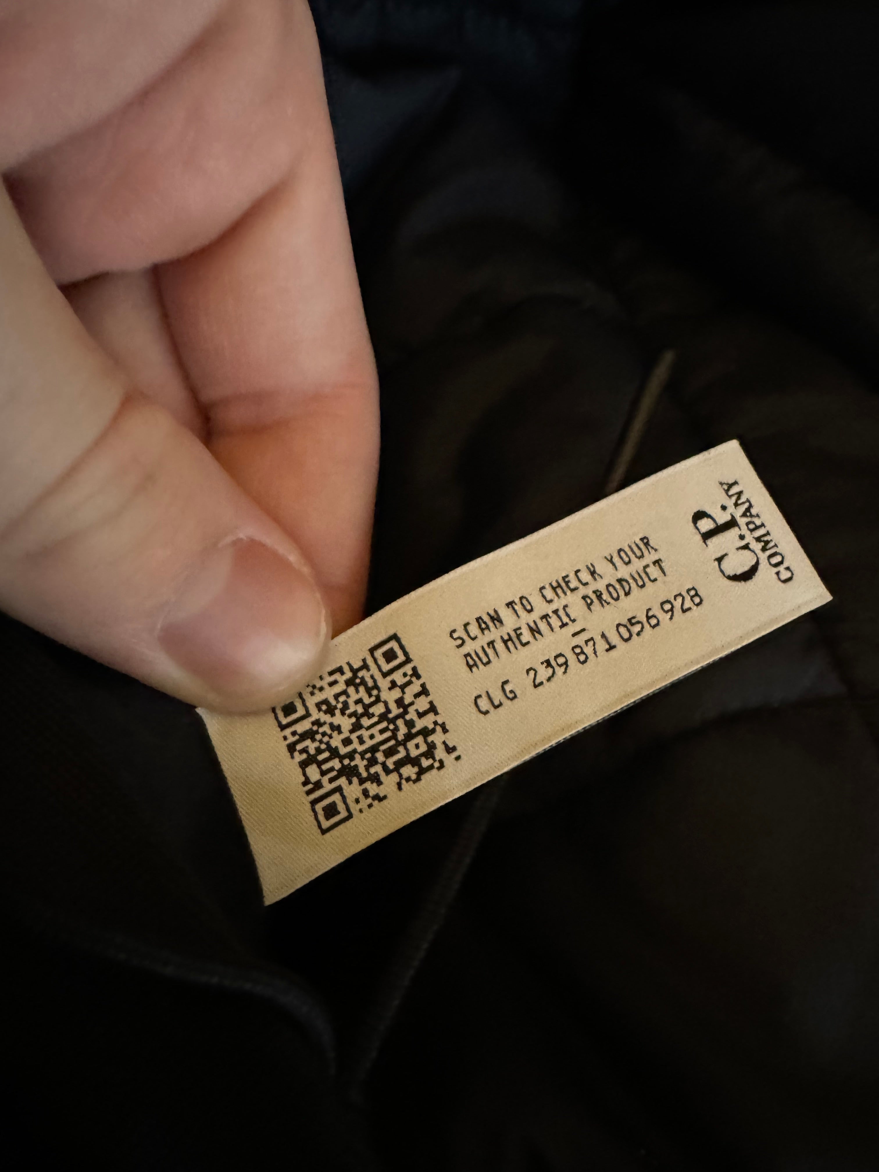 C.P. Company Navy Shell-R Down Gillet - Small