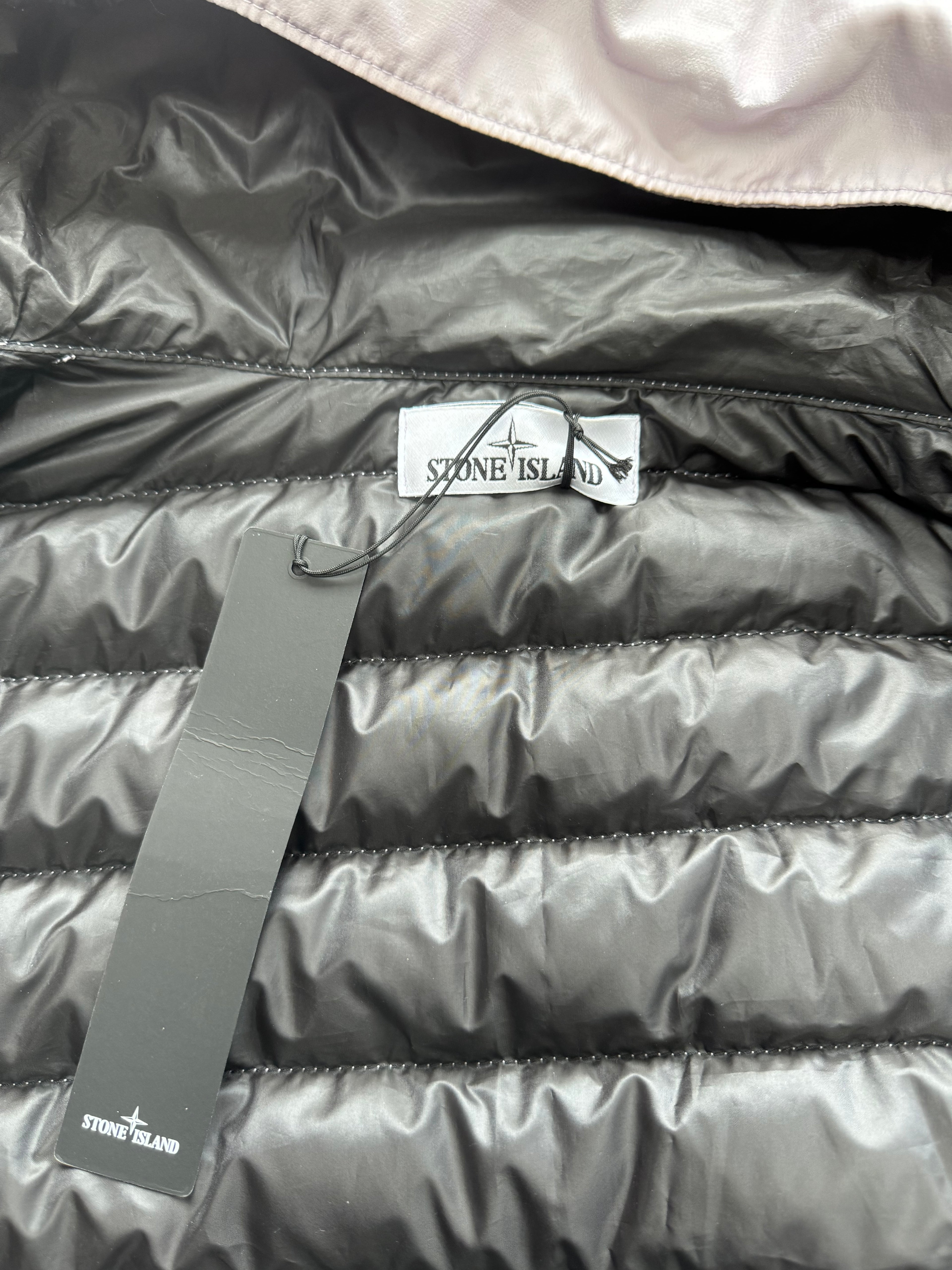 Stone Island Bio-Based Ripstop Nylon ‘Rose Quartz’ - XL