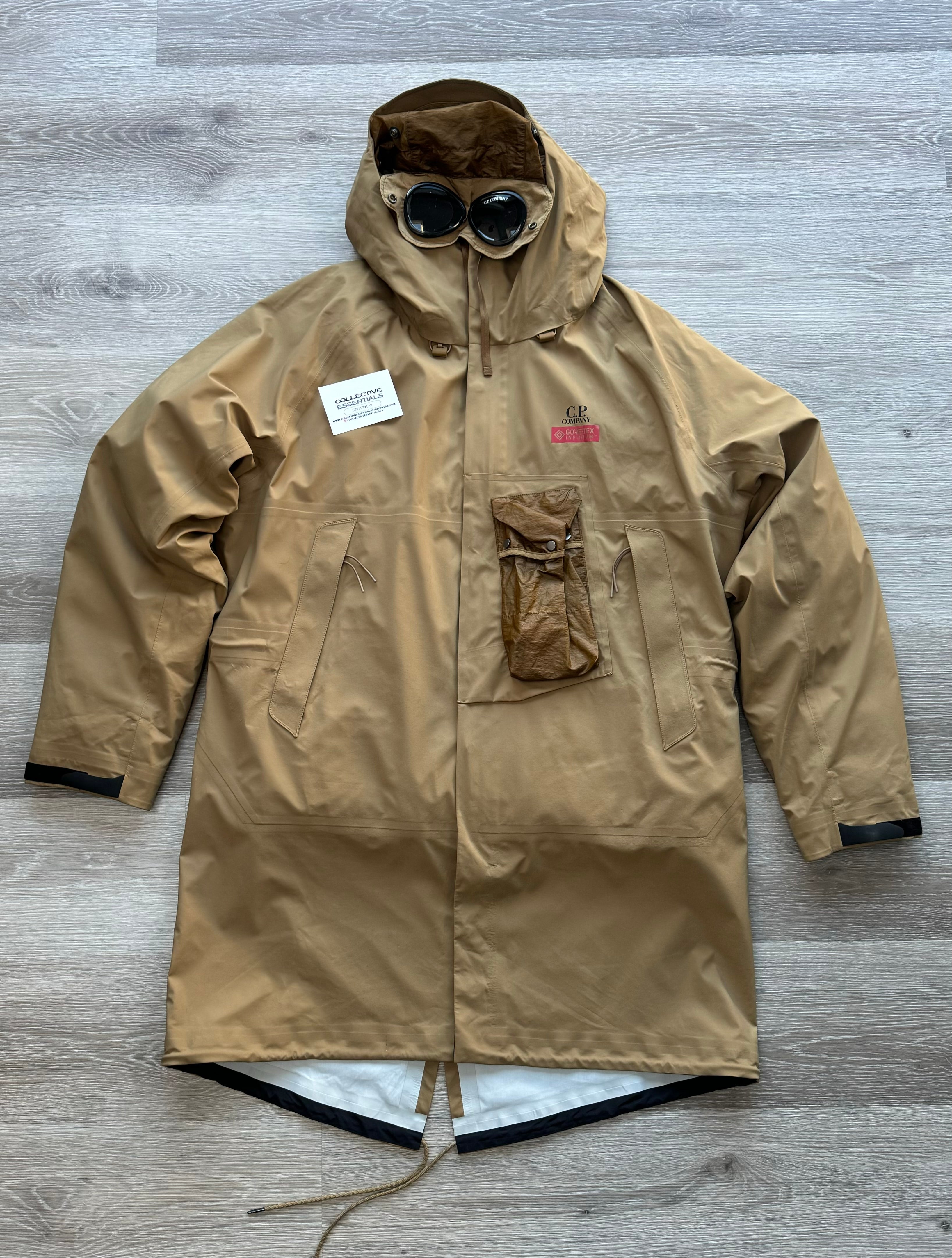 C.P. Company Gore-Tex Infinium Goggle Down 2 in 1 Fishtail Parka - XL