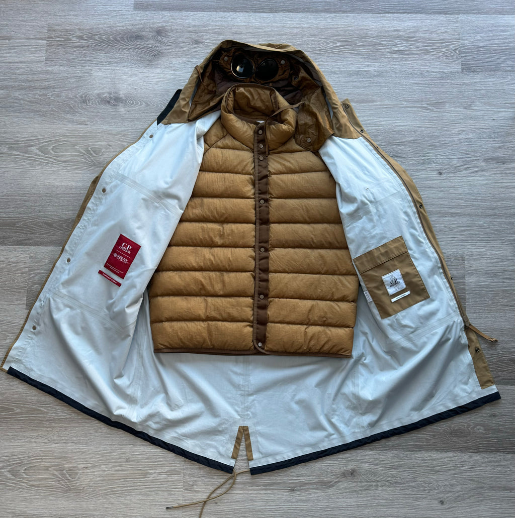 C.P. Company Gore-Tex Infinium Goggle Down 2 in 1 Fishtail Parka - XL