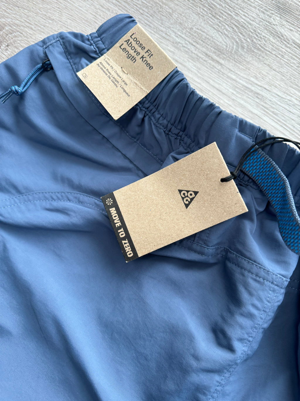 Nike ACG Snowgrass Shorts - Large