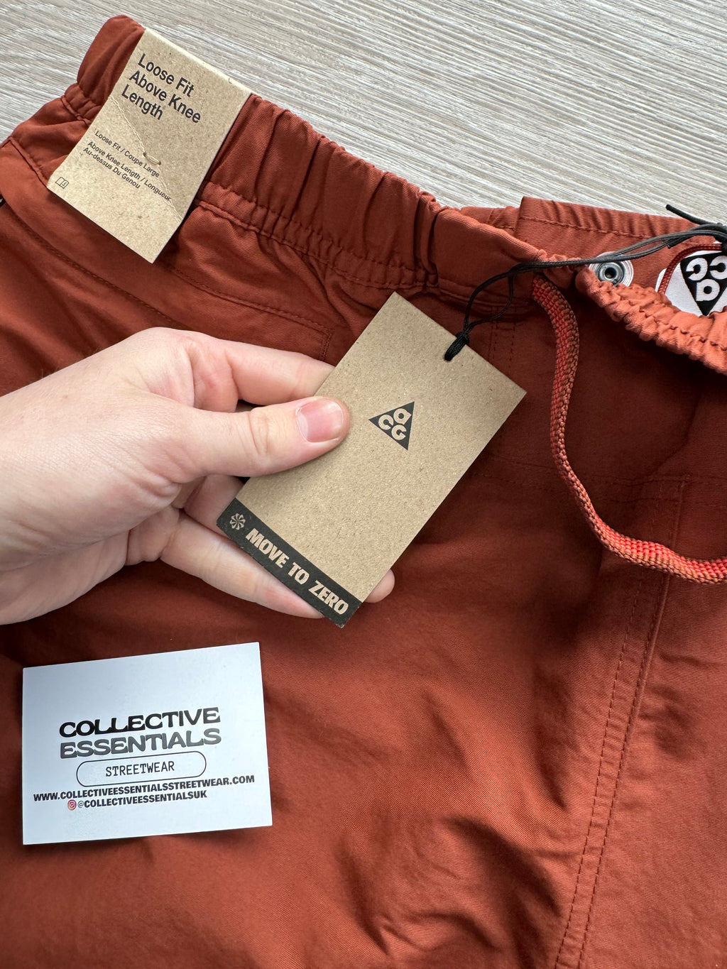 Nike ACG Snowgrass Shorts - Large